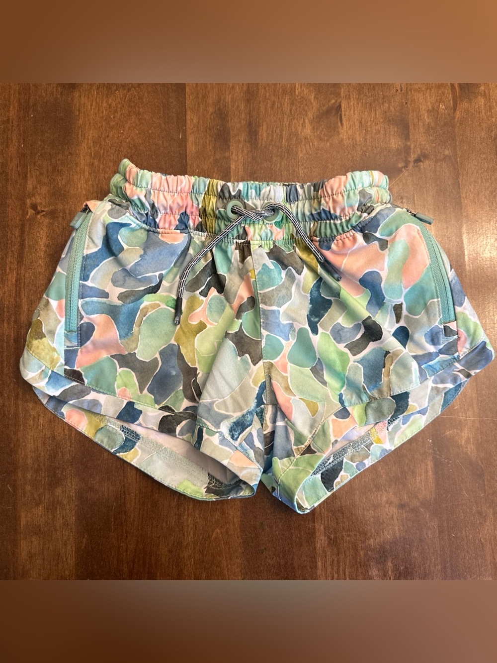 Athleta Girl XS (6) Shorts Cheer Dance Gym Running Summer